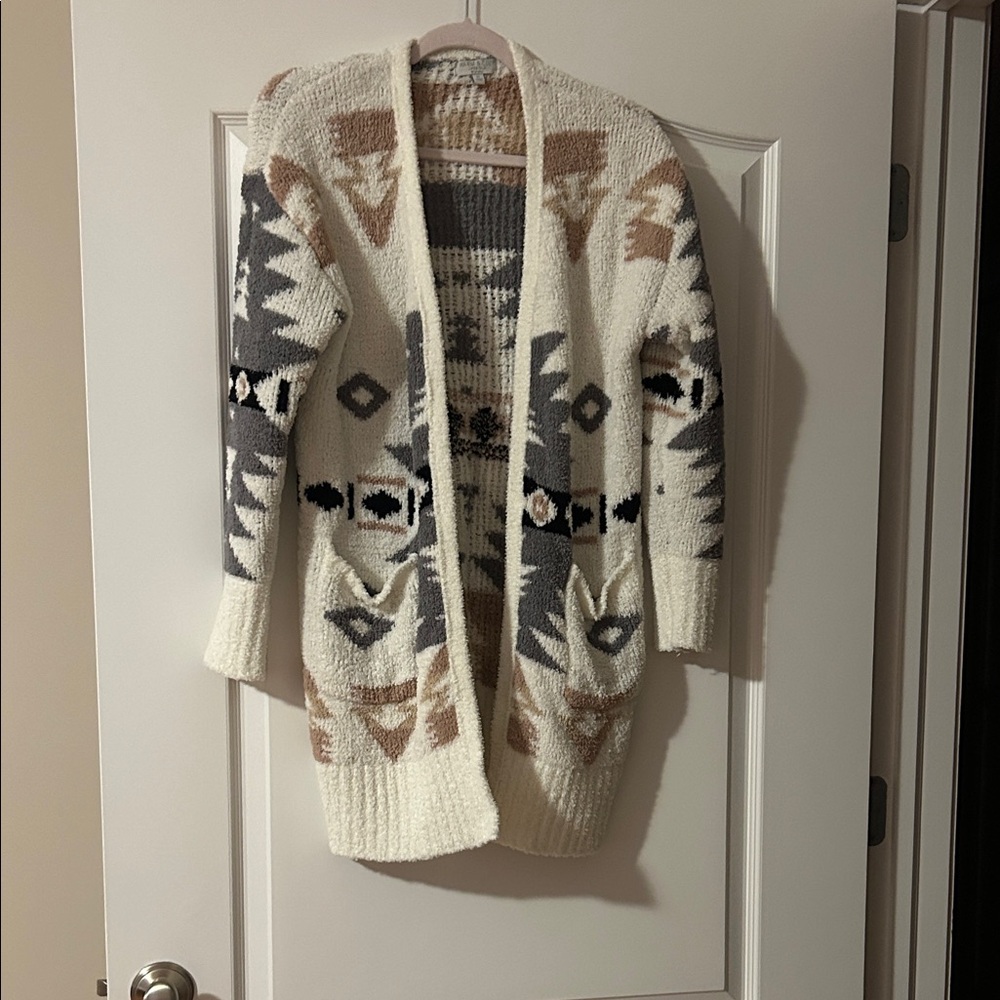 Cozy cardigan aztec print